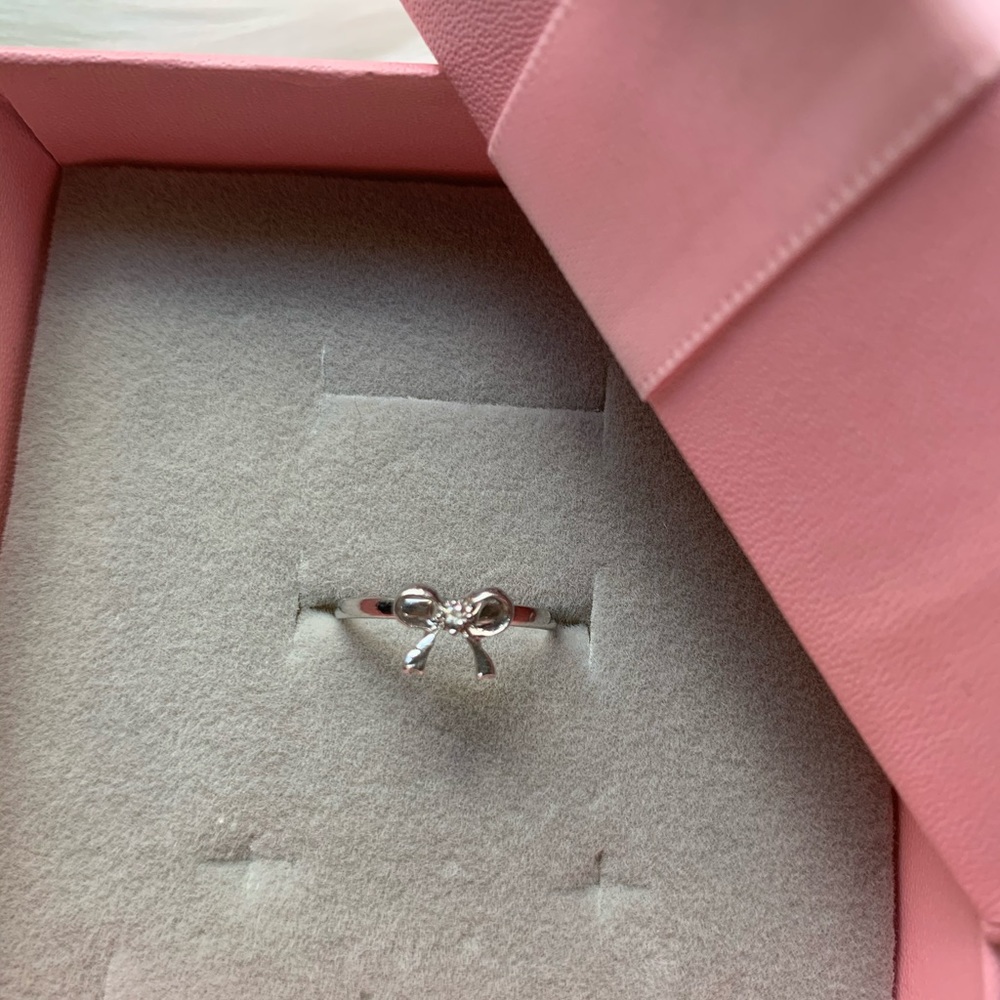 Bow ring 🎀